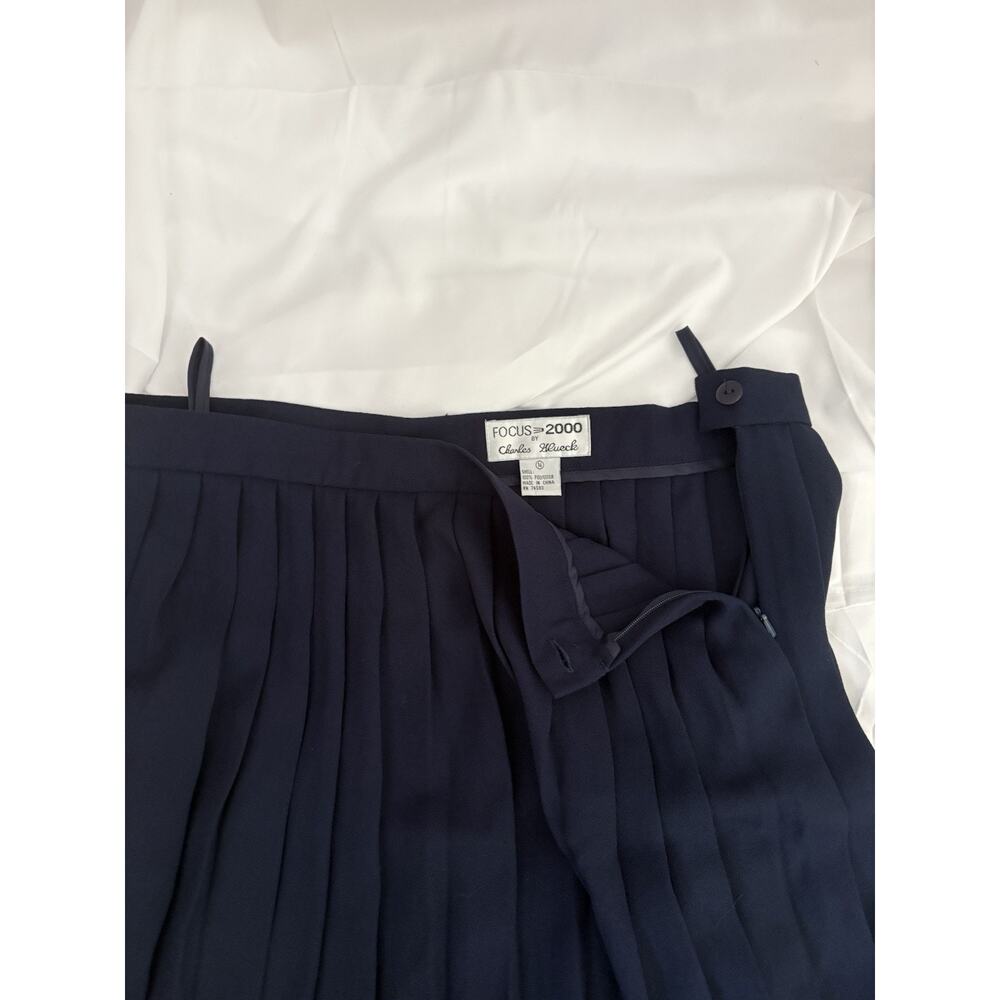 Focus 2000 Dark Blue Pleated A Line Long Skirt, Button And Zip Closure Sz 14 - Picture 3 of 4
